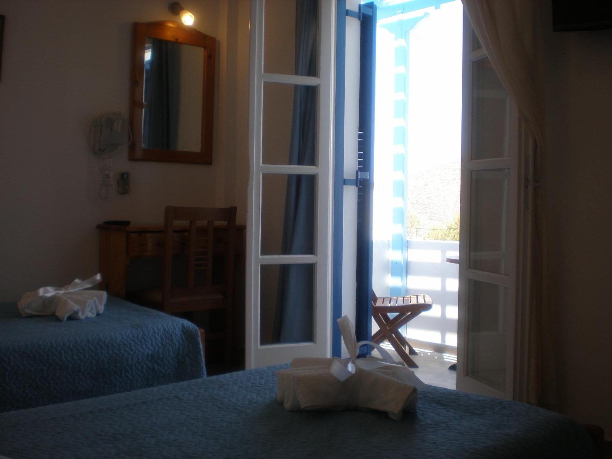 Armonia Pension Chora  Bagian luar foto