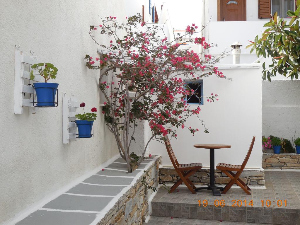 Armonia Pension Chora  Bagian luar foto